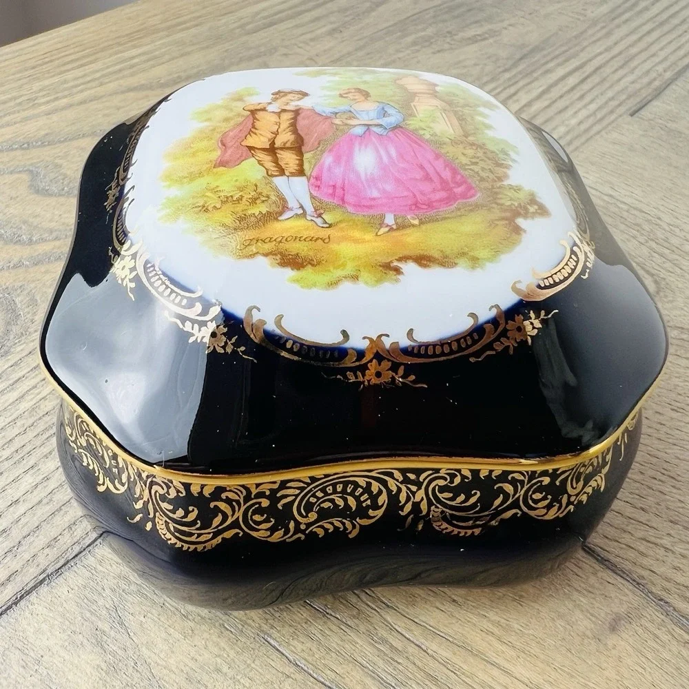 d'Art Limoges France Cobalt Blue Gold Porcelain Jewelry Trinket Box Vintage